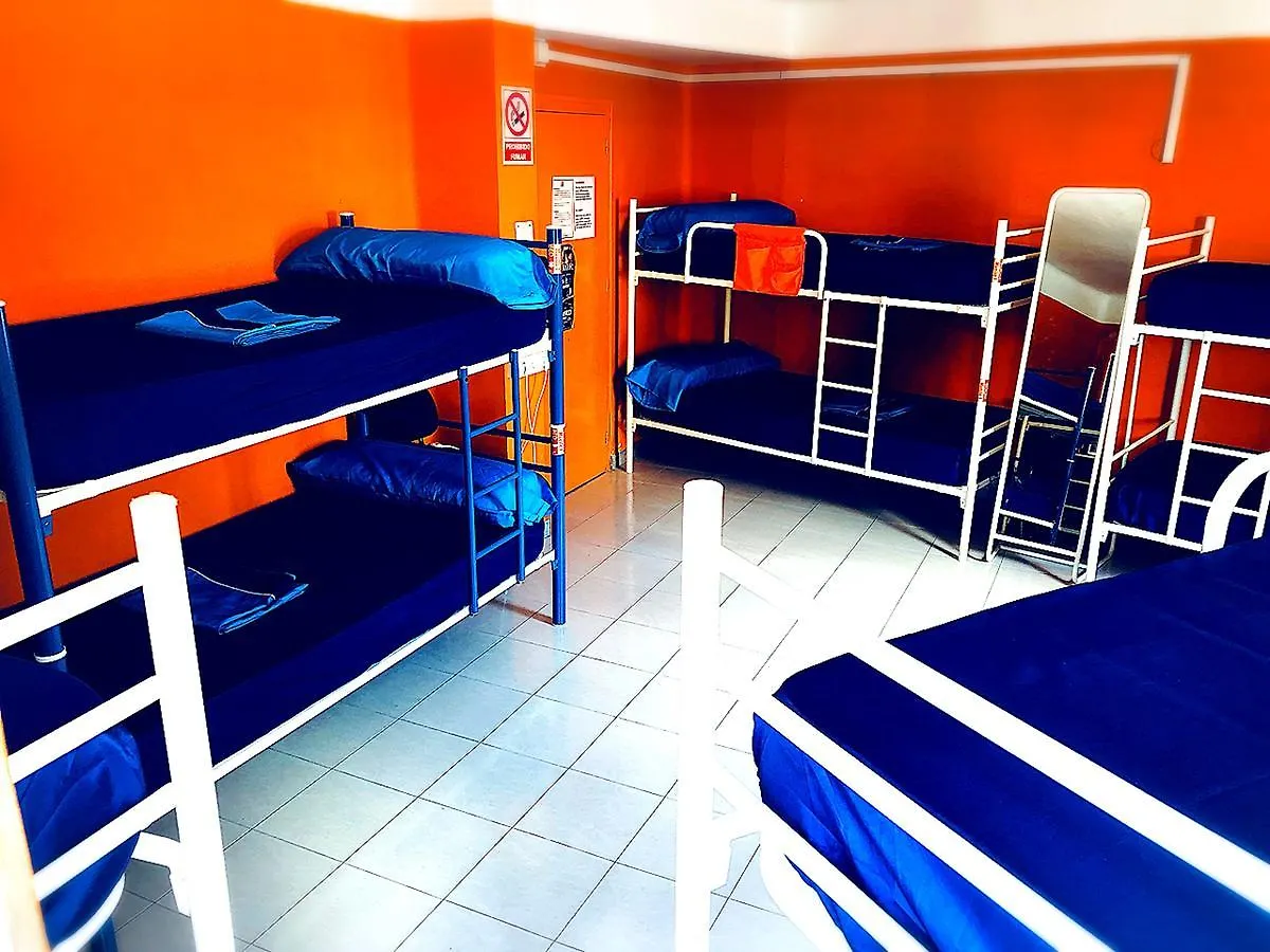 Larios Cool Hostel Málaga İspanya